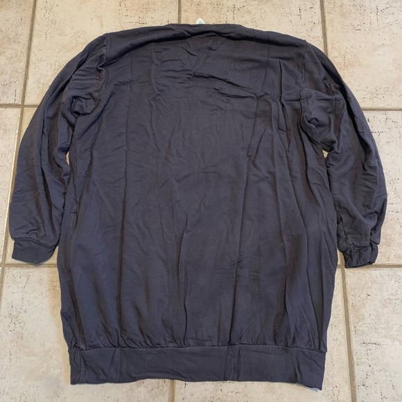 Sweetlegs Clothing Inc. Gray Long-Sleeve Crewneck Sweatshirt XL - Picture 9 of 11